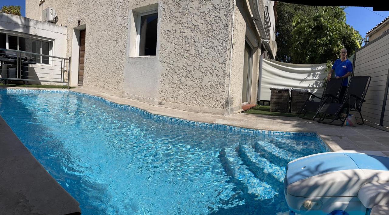 Piscine Privee 80m2 7mn Velodrome Et Metro Marsella